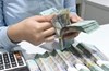 Sổ tiết kiệm sắp đáo hạn, nên làm gì với tiền gốc và tiền lãi?