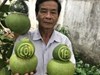 Trái cây tạo hình Tết hạ nhiệt, nhà vườn xoay hướng để tránh rủi ro