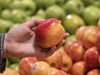Phát hiện đáng lo: 85% táo tại châu Âu tồn dư nhiều loại thuốc bảo vệ thực vật cùng lúc
