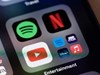 Bán, chia sẻ tài khoản Netflix, Spotify trái phép có thể bị phạt đến 50 triệu đồng