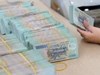 Lần đầu tiên người dân gửi hơn 10 triệu tỷ đồng vào ngân hàng, chuyện gì đang xảy ra?