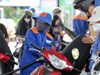 Giá xăng dầu tiếp tục hạ nhiệt, dầu diesel giảm gần 1.000 đồng/lít