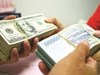 Không hài lòng mức lãi ngân hàng, giới đầu tư đang "rót tiền" vào đâu?
