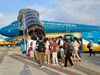 Các hãng hàng không đồng loạt tung vé Tết 2026 sớm, giá cao kỷ lục vẫn nhanh chóng “cháy” chỗ