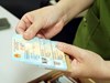 Người dân có thể đổi thẻ Căn cước trên VNeID theo đơn vị hành chính mới
