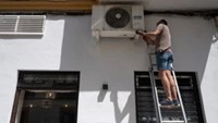 Vì sao nhiều người ở Pháp, Anh không thể tự lắp điều hòa dù nắng nóng trên 40 độ?