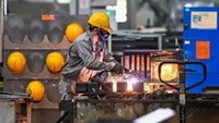 Doanh nghiệp Nhà nước tăng tốc tái cơ cấu: Thoái vốn khỏi đầu tư ngoài ngành, dồn nguồn lực cho lĩnh vực cốt lõi