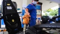 Giá xăng đồng loạt tăng trở lại, xăng E10RON95 vượt mốc 20.500 đồng/lít
