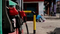 Cuba xuất hiện chợ đen xăng Mỹ giữa khủng hoảng nhiên liệu