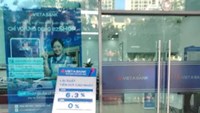 Lãi suất ngân hàng bắt đầu giảm, tiền gửi vẫn tăng mạnh