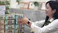 Lãi suất khó hạ nhiệt: Vì sao các biện pháp hỗ trợ thanh khoản vẫn chưa đủ?