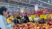 Thịt lợn, trái cây Việt chịu sức ép ngay tại thị trường nội địa