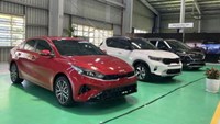 Lãi suất vay mua ô tô tăng vọt, người mua xe áp lực trả nợ