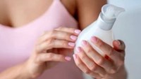 Bộ Y tế yêu cầu thu hồi toàn quốc 3 sản phẩm dầu gội và dung dịch vệ sinh của Vinamake vì là hàng giả