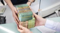 Một ngân hàng tại Việt Nam áp dụng lãi suất tiết kiệm thấp gần 0%