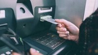 Cảnh báo thủ đoạn mới tấn công ATM: Tội phạm có thể điều khiển máy tự nhả tiền