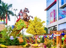Linh vật Ngựa – Thánh Gióng: Biểu tượng bứt phá tại Đường hoa Xuân Tân Sơn Hòa 2026