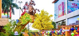 Linh vật Ngựa – Thánh Gióng: Biểu tượng bứt phá tại Đường hoa Xuân Tân Sơn Hòa 2026