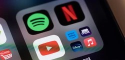 Bán, chia sẻ tài khoản Netflix, Spotify trái phép có thể bị phạt đến 50 triệu đồng