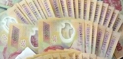 Tiền giả 100.000 đồng và 200.000 đồng xuất hiện với thủ đoạn tinh vi, người dân cần đặc biệt lưu ý