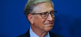 Bill Gates cảnh báo AI sẽ thay đổi hàng loạt nghề nghiệp