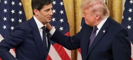 Ông Trump khẳng định tin tưởng Chủ tịch Fed, tiếp tục đề nghị hạ lãi suất