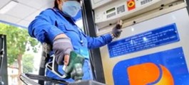 Chính phủ kéo dài chính sách thuế hỗ trợ giá xăng dầu