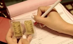 Sốt vàng, cầm giấy hẹn: góc khuất pháp lý của kiểu mua trước – nhận sau