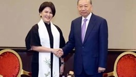 Grab hé lộ tham vọng phủ 6.000 trạm sạc xe điện trên toàn quốc, thúc đẩy giao thông xanh tại Việt Nam