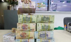 Thanh khoản chịu áp lực, chuyên gia dự báo lãi suất khó giảm sâu trong nửa cuối năm