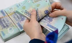 Một ngân hàng giảm 0,5% lãi suất cho vay từ hôm nay