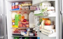 Ung thư gia tăng và trẻ hóa đáng báo động: Bác sĩ khuyên thà ăn uống đơn giản còn hơn lạm dụng 5 loại thực phẩm quen thuộc