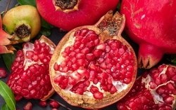 Khám phá hợp chất “giấu mặt” trong quả lựu: Triển vọng mới cho bệnh thoái hóa thần kinh