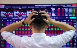 Thị trường mất hơn 100 điểm từ đỉnh: Giai đoạn “cưa chân bàn” sắp kết thúc?