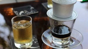 Tin vui cho người uống cà phê và trà mỗi ngày