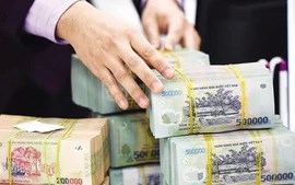 Làn sóng giảm lãi suất lan rộng trong hệ thống ngân hàng