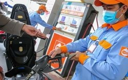 Vì sao giá dầu thế giới giảm nhưng xăng trong nước vẫn chưa thể hạ?