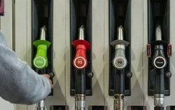 Việt Nam chuẩn bị triển khai rộng rãi xăng E10 trên toàn quốc từ năm 2026