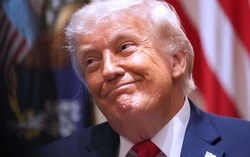 Tín hiệu hạ nhiệt Trung Đông: Ông Trump lạc quan về khả năng đạt thỏa thuận với Iran trong vài ngày tới