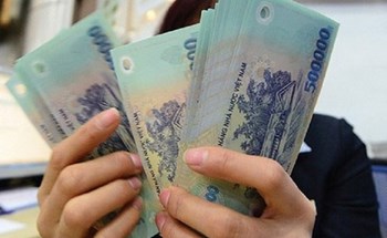 Kỳ vọng giảm lãi suất tái cấp vốn xuống 4% đang mở ra cho Ngân hàng Nhà nước