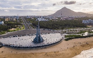 Tháp Nghinh Phong 128 tỷ đồng, biểu tượng kiến trúc Việt Nam đoạt giải châu Á