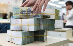 Chuyên gia chỉ ra kênh giữ tiền đáng ưu tiên khi các thị trường biến động mạnh