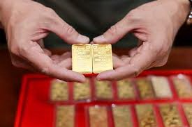 Gia vàng tăng cao - Nhiều người đặt mua vàng nhưng không đến lấy