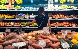 Lạm phát Mỹ hạ nhiệt, Fed khó tăng lãi suất