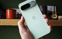 Chiếc điện thoại cao cấp được khen ngợi là không thua iPhone, Samsung... nhưng vẫn "lạc lõng" giữa thị trường Mỹ