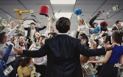 Loạt doanh nghiệp Việt chuẩn bị IPO công ty con, cổ phiếu mẹ tăng mạnh