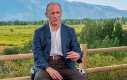 Thêm một quan chức Fed phát tín hiệu thận trọng: Không ủng hộ hạ lãi suất liên tiếp trong thời gian tới