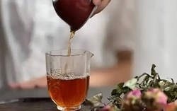 4 loại trà âm thầm “tàn phá” thận: Cẩn thận kẻo uống hại sức khỏe