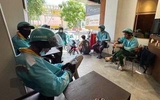 Xanh SM tham chiến thị trường giao đồ ăn: Thế song mã GrabFood – ShopeeFood bị thách thức