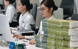 20 ngân hàng đồng loạt tăng lãi suất tiết kiệm trong tháng 11: VPBank dẫn đầu